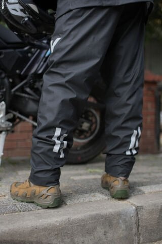 Nefes Alır Esnek Özel Üretim Dikişsiz Motorcu Yağmurluk