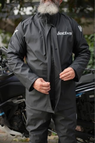 Nefes Alır Esnek Özel Üretim Dikişsiz Motorcu Yağmurluk